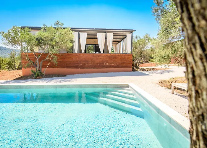 Luxury And Cosy Little House Ivinj 2 別荘 ティスノ