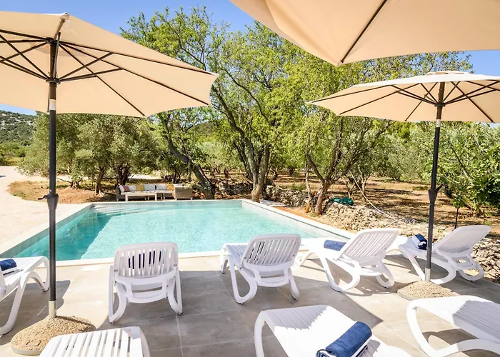 Luxury And Cosy Little House Ivinj 2 別荘 *